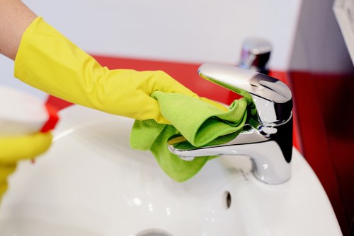 Carpet cleaning service for a busy Cheapendof household