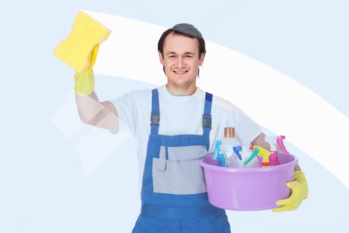 Reliable oven cleaning for residential and commercial customers in Cheapendof