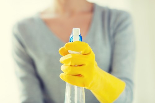 Kitchen and bathroom cleaning service for properties in Cheapendof