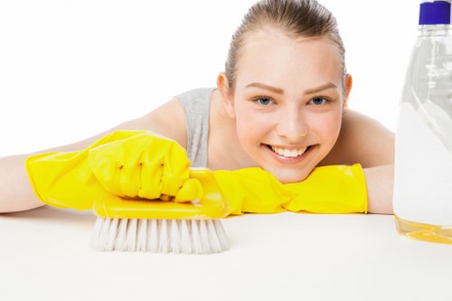 Commercial lease-end cleaning service in Cheapendof