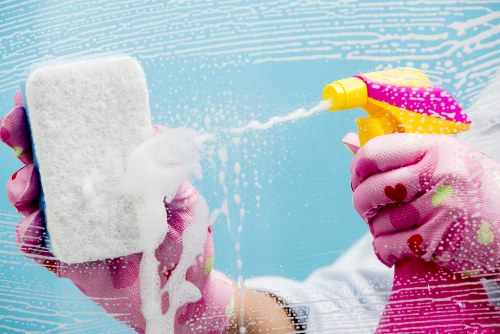 Office cleaning service for a business in Cheapendof