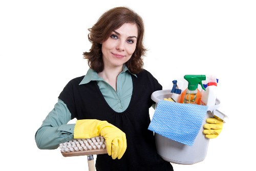Local window cleaner servicing business premises in Cheapendof
